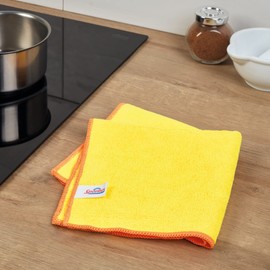 Spontex Microfibre Collection XXL 4+1 All-Purpose Cloths, Colourful Microfibre Cloths for Many Uses in Value Pack, 1 x Pack of 5