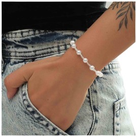 Yheakne Vintage Pearl Station Bracelet White Pearl Bracelet Beaded Station Bracelet Boho Pearl Chain Bracelet Hand Chain Jewelry for Women and Girls Gifts