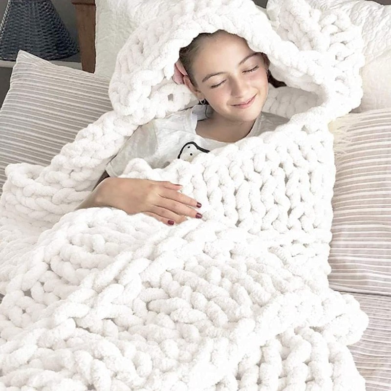 INNDUN Chunky Knit Blanket 48"x72" Handwoven Interior Decoration for Large