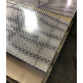 Mr Metal Aluminum Multiple Sizes Diamond Aluminum Starbrite Tread Plate Sheet .025 Thick, Polished - 1' x 4'