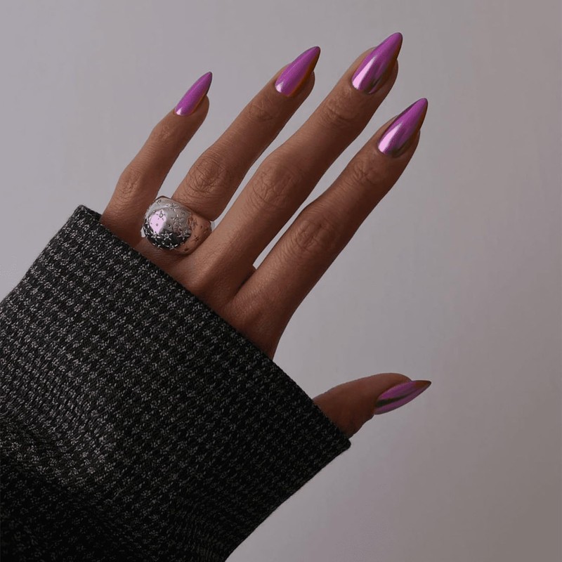 Mirror Metal Purple Almond Shaped Chrome Glazed Medium Almond Nails