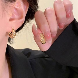 Gold Star Hoop Earrings Silver Chunky Star Earrings Small Round Earrings Hollow Stars Earrings Jewelty Gift for Women(Gold)