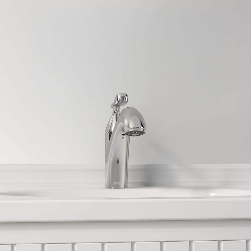 American Standard Chatfield Single-Handle Pull-Out Sprayer Kitchen Faucet in Chrome