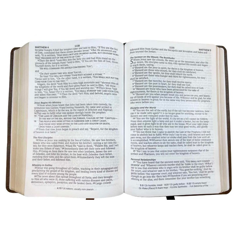 NASB Large Print Compact Bible, Black, Leathertex, 1995 text