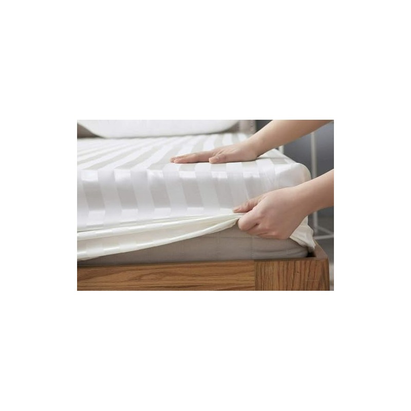 Satin Stripe Fitted Sheet 600 Thread Count – 40cm Extra