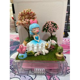 Custom Clear Container