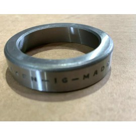 Dodge WC 3/4 &1-1/2 ton WWII 1942-45 Steering box  Bearing Cup upper 386642