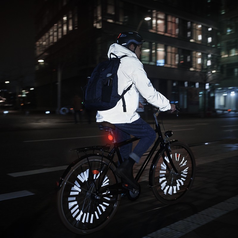 Lixada Smart Bike Tail Light USB Rechargable Colorful Bike Rear