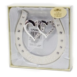 Wedding Horse Shoe Gift (Mr & Mrs)