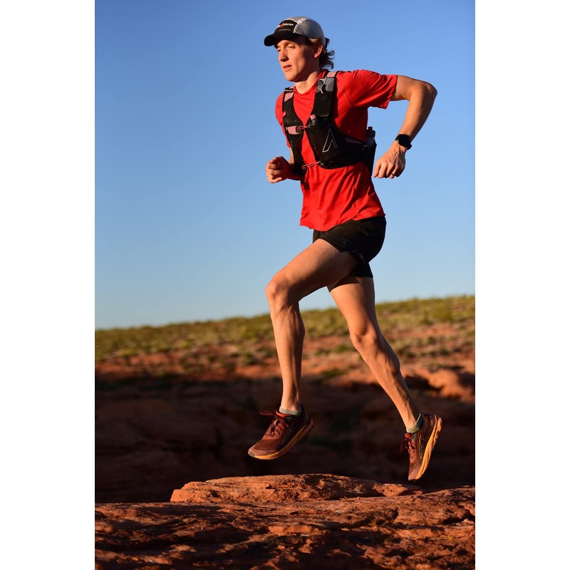 Ultraspire Momentum 2.0 Hydration Pack (Medium, Black/Red)