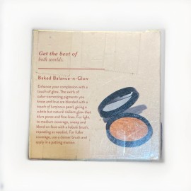 Laura Geller Baked Balance N Glow Illuminating Foundation | Light