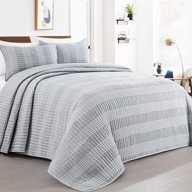 HOMBYS 128x120 Seersucker Patchwork Oversized King Quilt Set, Lightweight Plaid Bedspread Coverlet Set, All Season Bohemian Home Bedding Decor with 2 Pillow Shams, Grey