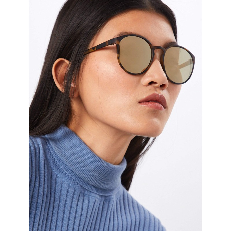 Swizzle (Le Tough) -