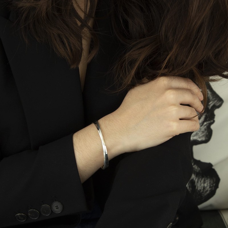 Tuscany Silver Crossover Torque Bangle