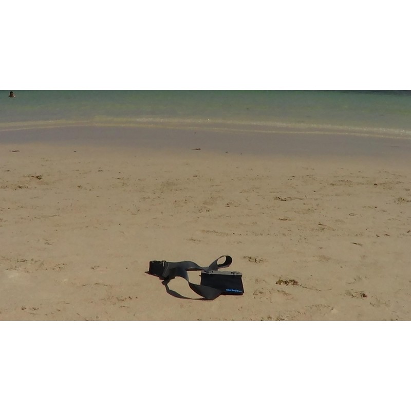 Aquapac Submersible Waterproof Belt Case (828)