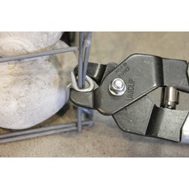 Manual Wire Mesh Stapler for Round Poles Beca Type
