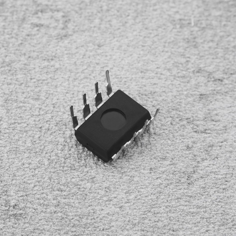 eMagTech 4 Pcs 8 Pin DC 3.5 to 15V Converter