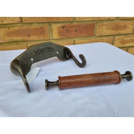 Fenzo Traditional Toilet Roll Holder Wooden Roller Victorian Railway Station Cast Iron Vintage Design Wall Mounted Loo Roll Holder, Elegant Touch, Easy Installation (Style 5)