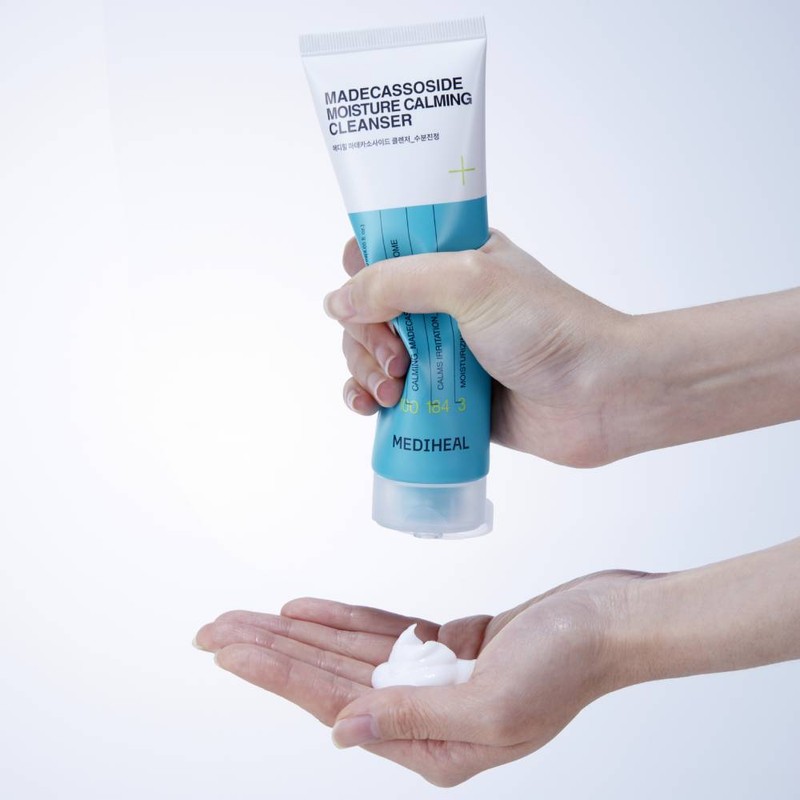 Mediheal Madecassoside Hydrating Calming Cleansing Foam 120ml, 1 piece