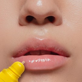 Carmex Classic Lip Balm Tube Cherry (Pack of 12) - The Original Medical Lip Balm - Moisturising and Soothing for Dry and Cracked Lips - with SPF 15