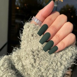 KQueenest Matte Press on Nails Medium Long Square, Dark Green Glue on Nails Long Coffin, Gel Fake Nails for Fall Winter, Stick on Nails for Women, Solid Square Tip Nails in 24 PCS