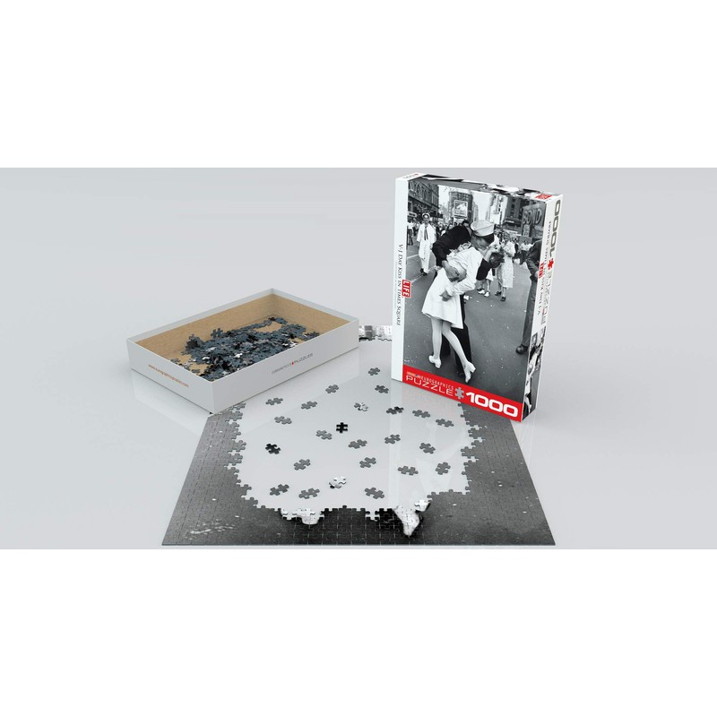 EuroGraphics Kissing on VJ Day Life Magazine (1000 Piece) Puzzle