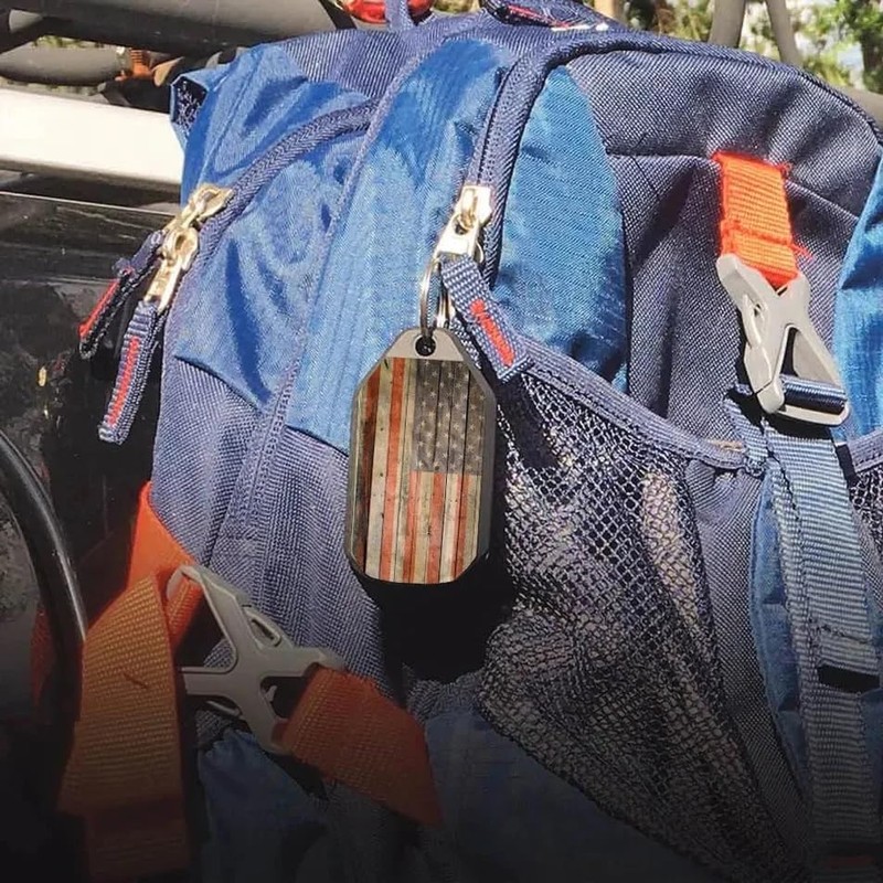 ThinOptics Keychain Readers Rectangular Reading Glasses, Printed Flag Case/Black Frames,