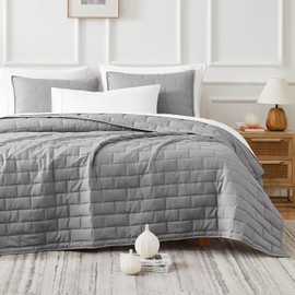 Southshore Fine Living, Inc. Oversize Quilts for King Size Bed, Brick Pattern Stitching, Lightweight Bedding Quilt, Soft Coverlet with Quilted Pillow Shams, California King Bed Spread, Steel Grey