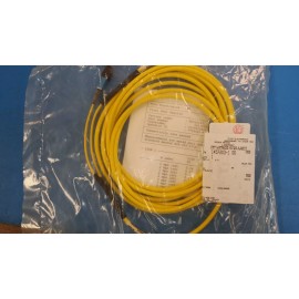 AMP/TYCO (1) AMP/TYCO 1457203-1 FIBER OPTICS CABLE CONNECTOR MPX (FEMALE) TO MPX (FEMALE)