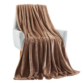 TASTHROW Cuddly Blanket, Soft Fleece Blanket, Sofa Throw, Soft and Warm Bedspread, Living Room Blanket, Couch Blanket (Light Coffee, 130 x 180 cm)