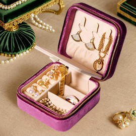 MEEJOA Velvet Jewelry Box, Small Travel Jewelry Organizer, Portable Jewelry Case for Women with Mirror, Lilac Mini Plush Travel Box