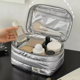 대용량 여행용 메이크업 가방 패션 휴대용 다기능 방수 세면도구 보관 정리 [White-S] Large Capacity Travel Makeup Bag Fashion Portable Multifunctional Waterproof Toiletries Storage Organizer [White-S]