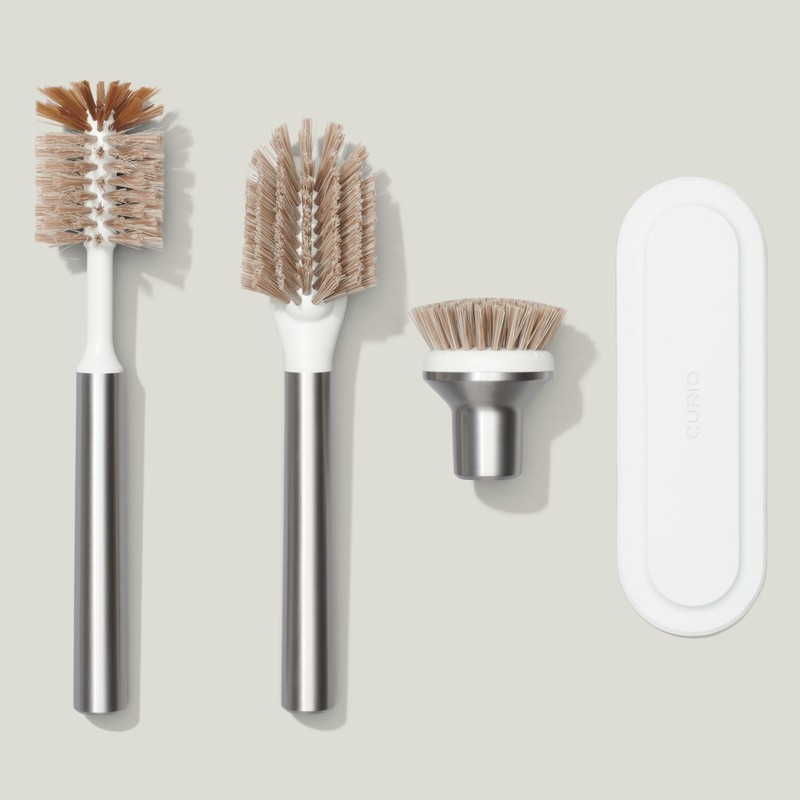 Curio Home Goods Ionic Brush Set, Magnetized to Stand Upright,