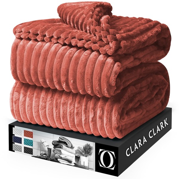 Clara Clark Cut Plush Blanket - Queen Size - Lightweight