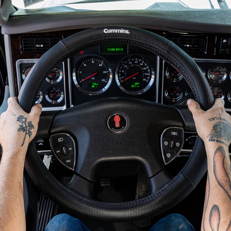 Cummins Cummins CMN35391 Navigator 18-Inch Steering Wheel Cover