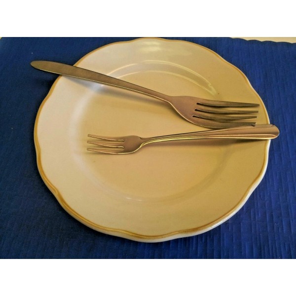 UTIMA GOLD TRIM SCALLOPED 7 1/8" ULTIMA IMPERIAL CHINAWARE DESSERT/SALAD