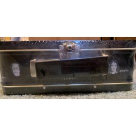 American Specialty Confections 1999 “The Munsters” 8” Tin Collectible Sealed Lunchbox Candy Case Never Opened!