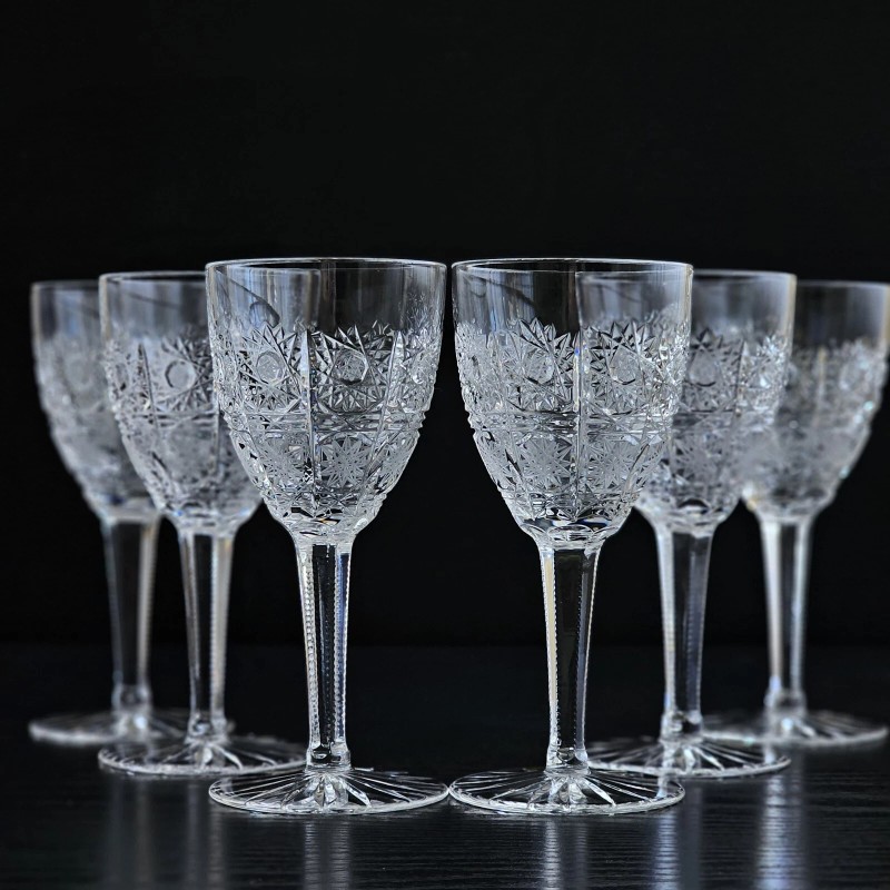 Bohemian Czech 4½ oz (130 ml) Crystal Wine Glass Hand