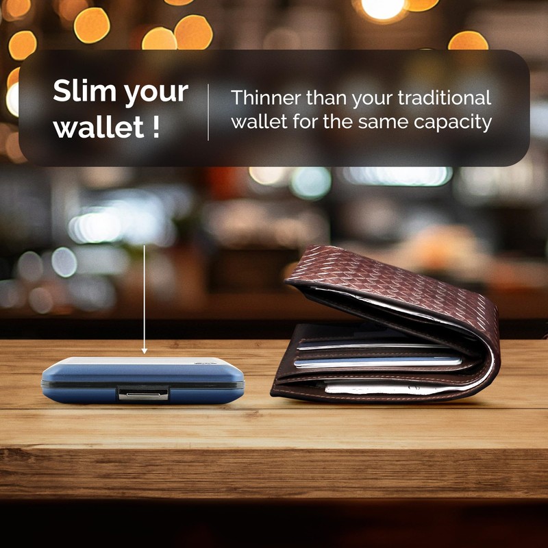 ÖGON -DESIGNS- Aluminum card holder with metal lock, RFID Protection