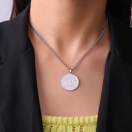 EUEAVAN Tibetan Buddhist Mantra Om Mani Padme Hum Prayer Beads Om Prayer Pendant Divination Prayer Wheel Patron Saint Amulet Yoga Meditation Religious Jewellery Women Men, Stainless Steel