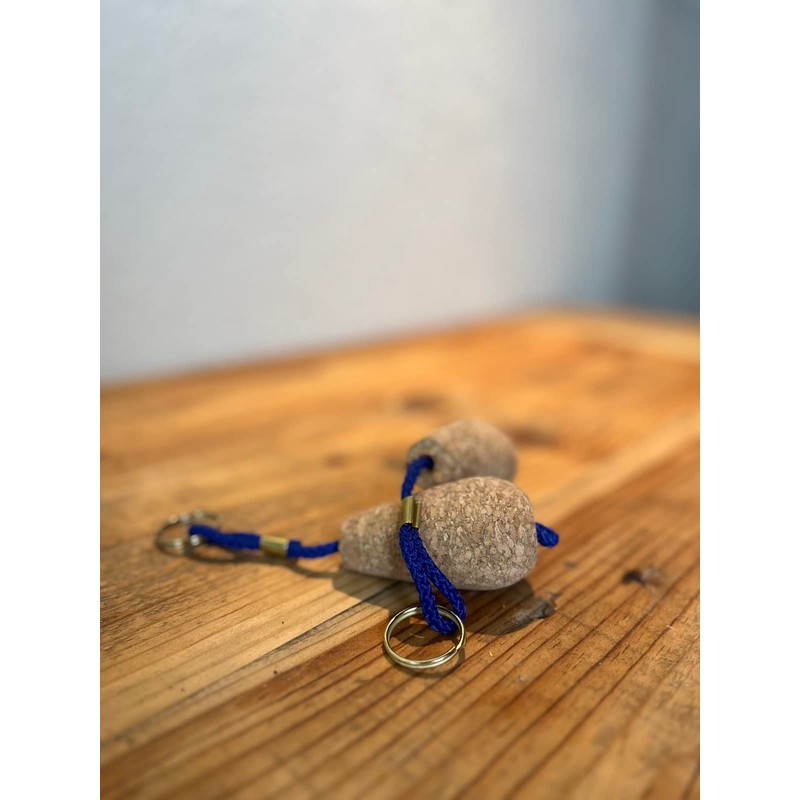 Pack of 5 Boots Key Pendant Made of Cork |