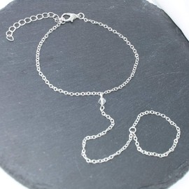 TseenYi Boho Finger Chain Bracelet Gold Finger Bracelet Summer Hand Chain Jewelry for Women and Girls (Silver)