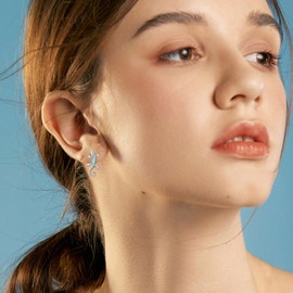 URONE Eidechse Ohrringe Sterling Silber Gecko Creolen Mondstein Ohrringe Eidechse Valentinstag Geschenke Schmuck für Frauen