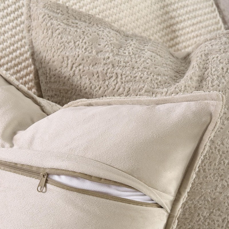 MADIZZ Pack of 2 Chenille Velvet Throw Pillow Covers 20x20