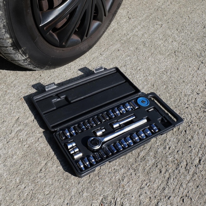 Navoys 40 Piece Socket Wrench Set with 7” Reversible Ratchet