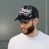 Trendy Apparel Shop Gorra Bordada de Jesús Cristiano con Texto