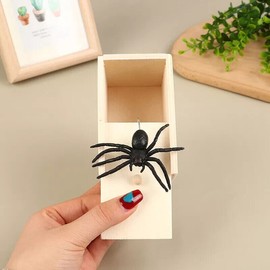 Wooden Prank Spider Scare Box Hidden in Case Trick Play Joke Scarebox Gag Toy