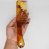 Haarkamm mit breiten Zähnen, bernsteinfarben, große Haarentwirrung, Dusch-Shampoo-Kamm, Friseur-Haarstyling-Kamm, entworfen