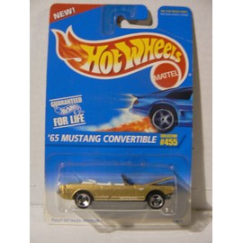 Hot Wheels "65 Mustang Convertible 3 radios