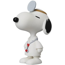 Peanuts: Doctor Snoopy Series 15 Ultra Detail Figure